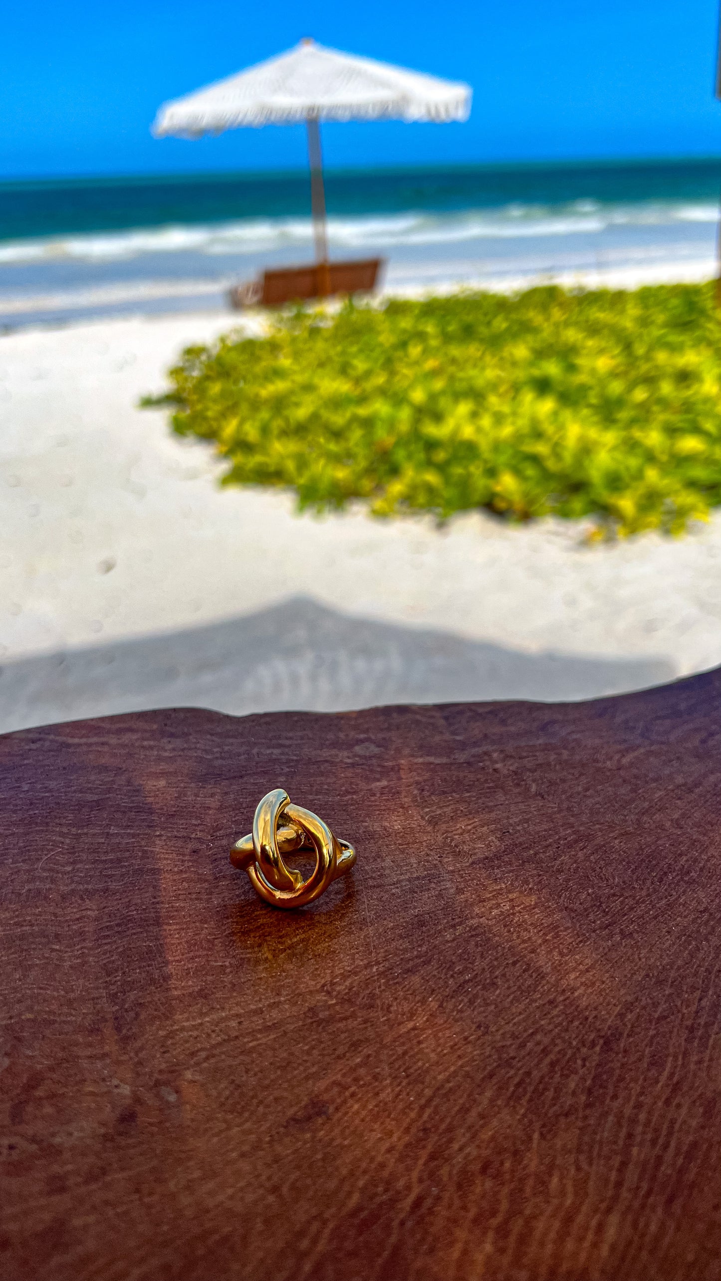 Golden Glamour Ring